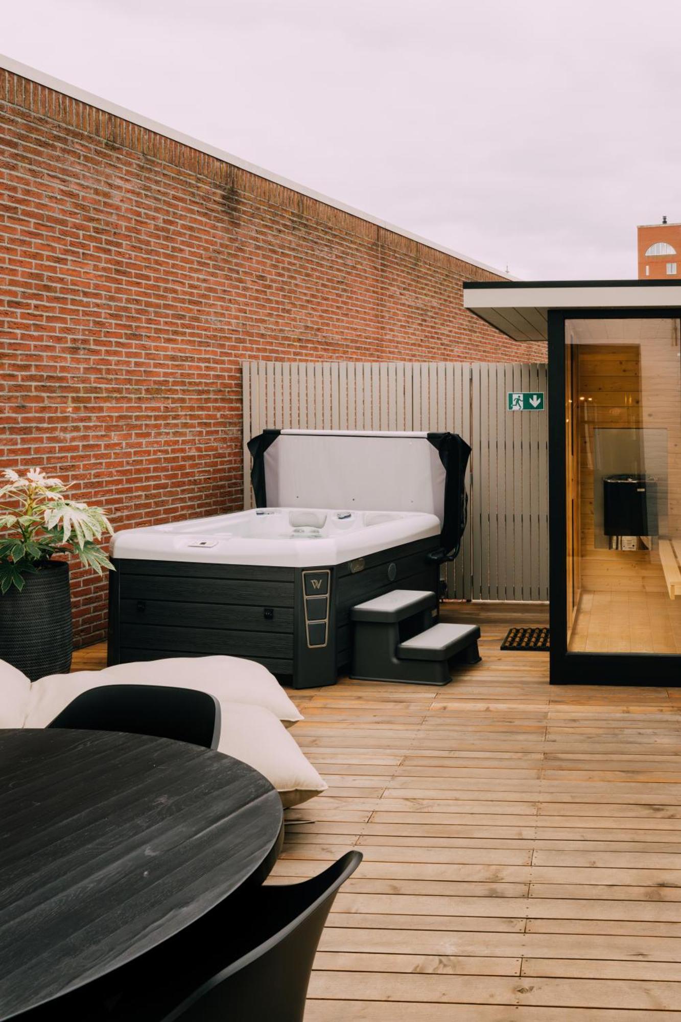 Thebridge29 Boutique Apartment Breda Bagian luar foto