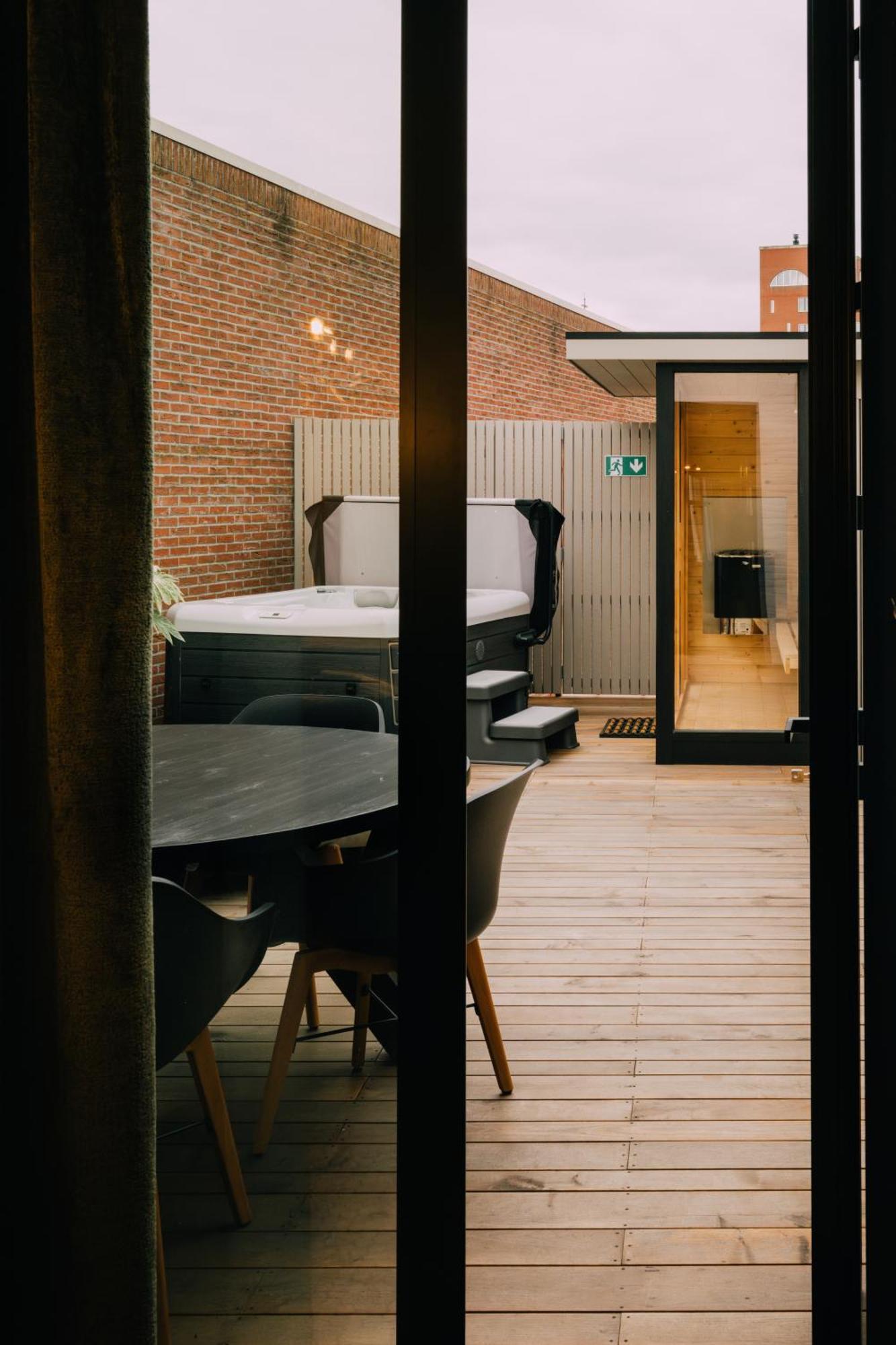Thebridge29 Boutique Apartment Breda Bagian luar foto